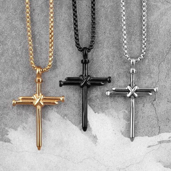 NAIL CROSS NECKLACE
