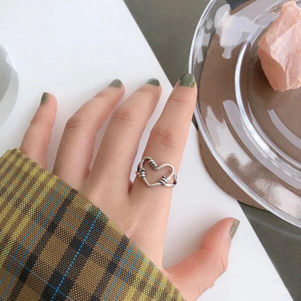 STERLING SILVER HEART WIRE RING