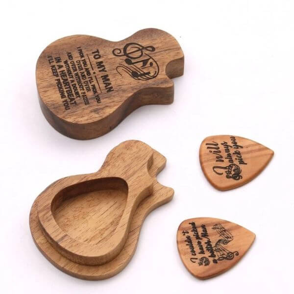 PERSONALIZED WOODEN GUITAR PICKS