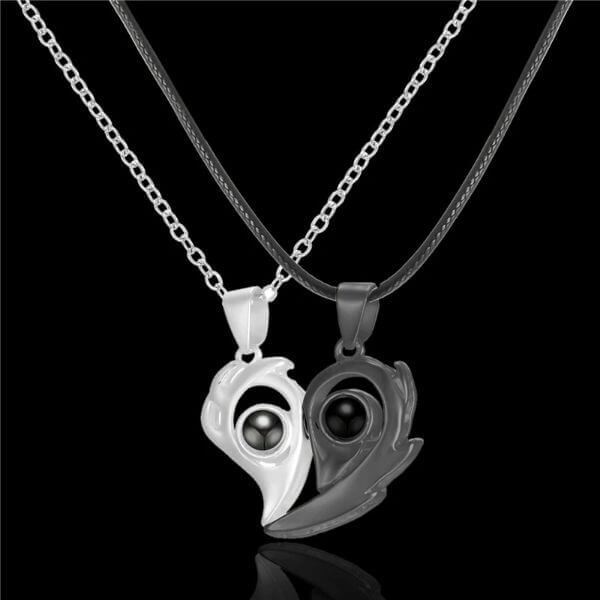 HEART MAGNETIC NECKLACE