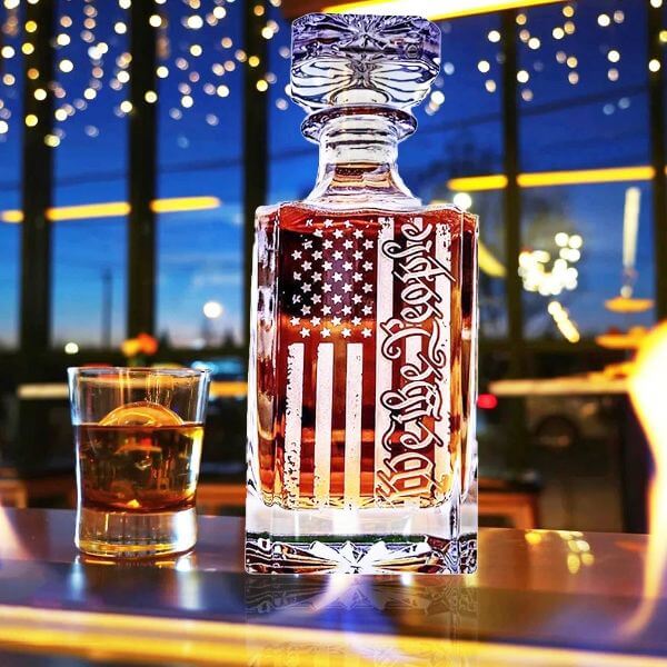 AMERICAN FLAG WHISKY DECANTER