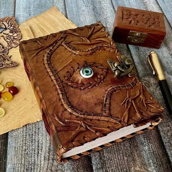 3D COVER NOTEBOOK