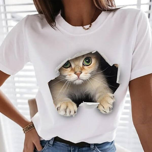 GRAPHIC CAT PRINT T-SHIRT