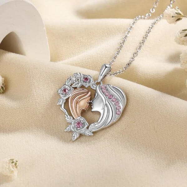 MOTHER AND DAUGTHER HEART NECKLACE