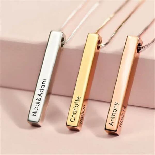 PERSONALIZED 3D BAR NECKLACE