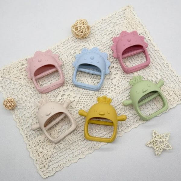 BABY TEETHER CHICK GLOVES