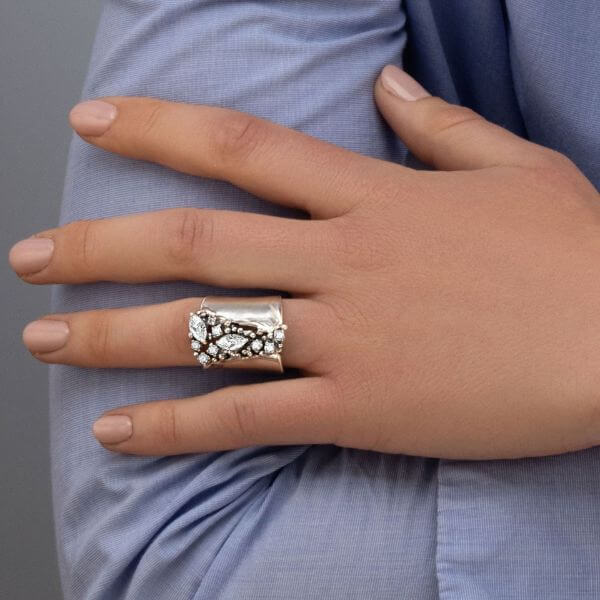 STERLING SILVER SHIELD RING