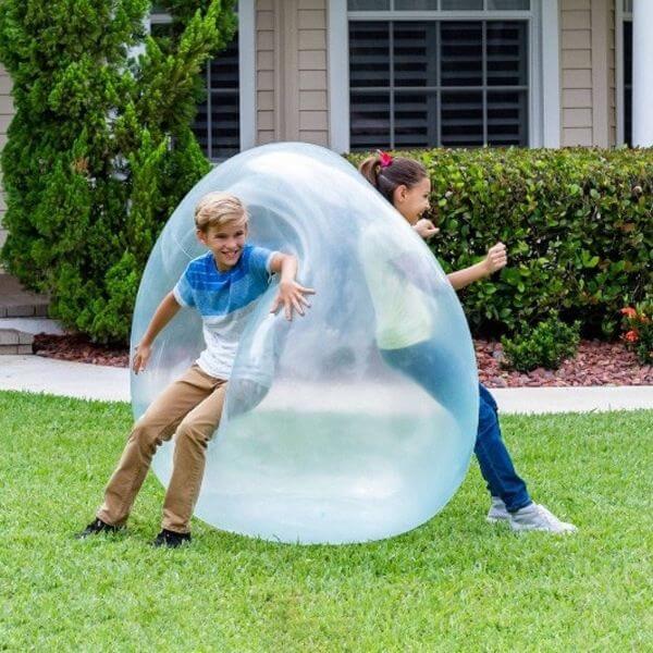 GIANT WATER AND AIR FILLED BUBBLE BALL