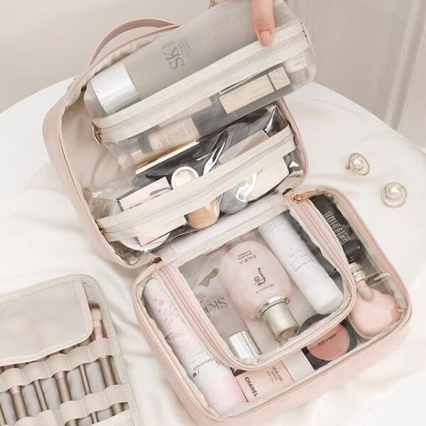 MULTI-COMPARTMENT TOILETRY COSMETIC BAG