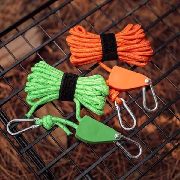 ADJUSTABLE CAMPING ROPE PULLEY