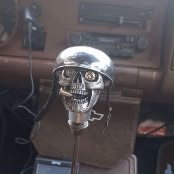 SKULL CAR SHIFTER KNOB