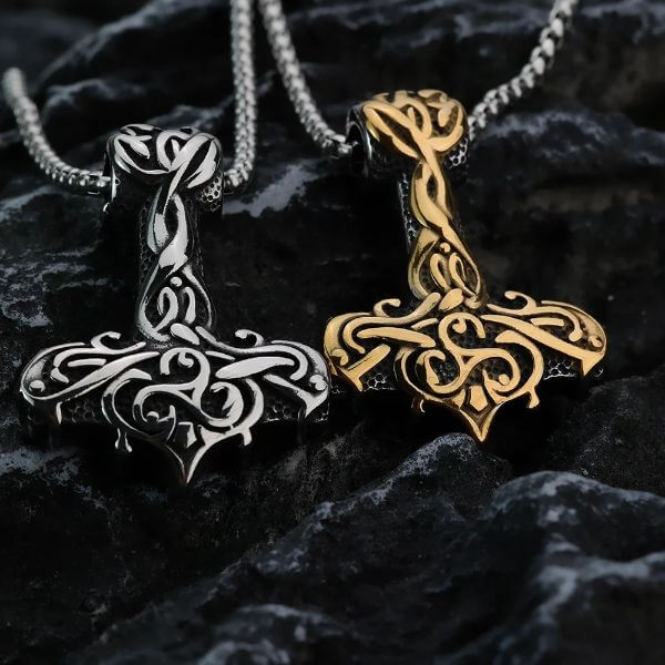 HANDCRAFTED STAINLESS STEEL THOR’S HAMMER NECKLACE