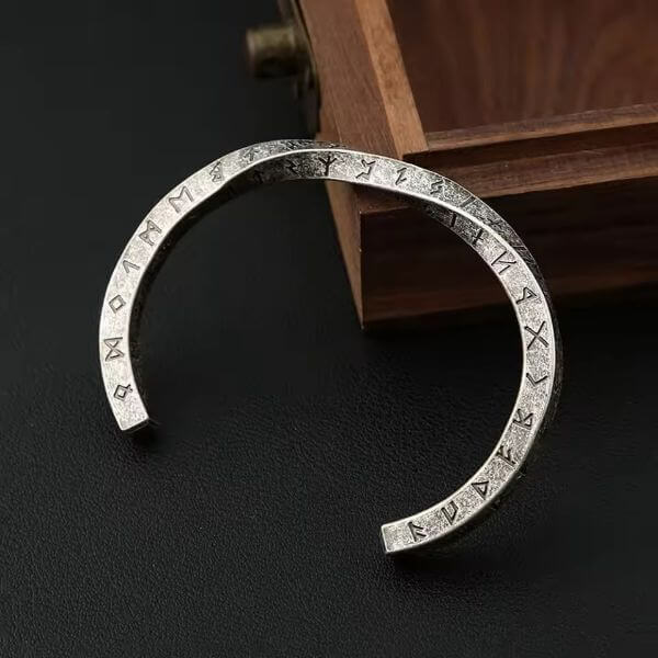 HAND-FORGED MOBIUS BRACELET