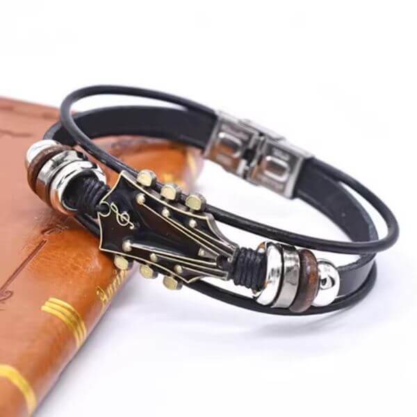 GUITAR LEATHER BRACELET