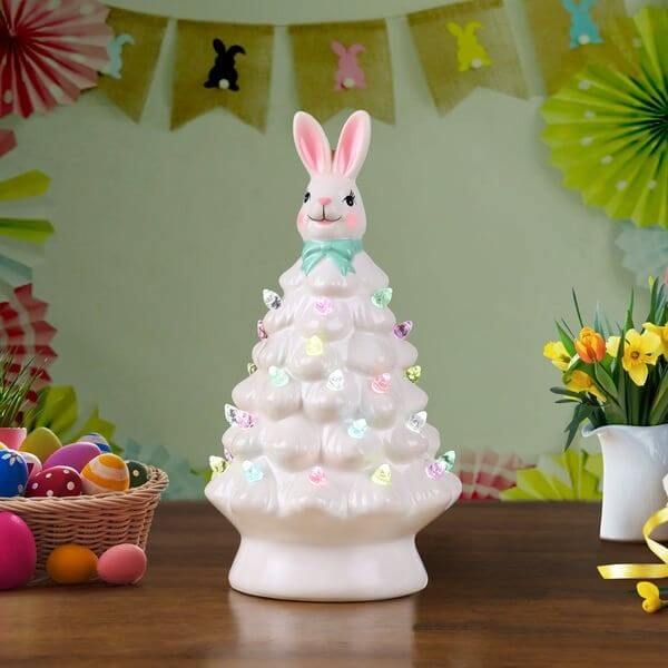 GLOWING BUNNY TREE